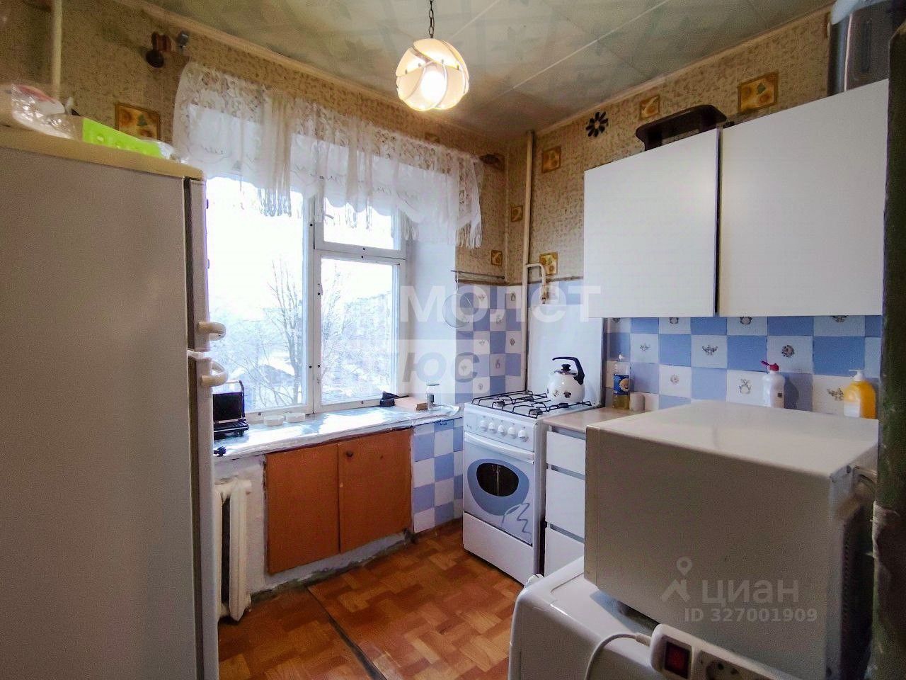 Продажа 3-комн квартиры на вторичном рынке пос. Дорохово, улица Виксне, 20