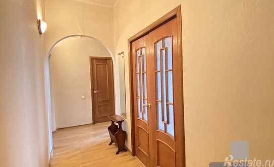 Продажа 2-комн квартиры на вторичном рынке Соколиной Горы 8-я ул,  д. 13