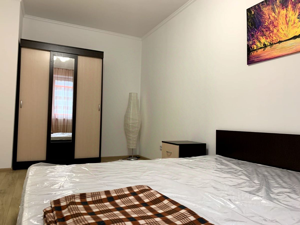 Продажа 1-комн квартиры на вторичном рынке пос. Бугры, бульвар Воронцовский, 9к2