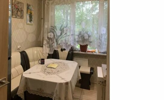 Продажа 4-комн квартиры на вторичном рынке Солидарности пр-кт,  д. 21