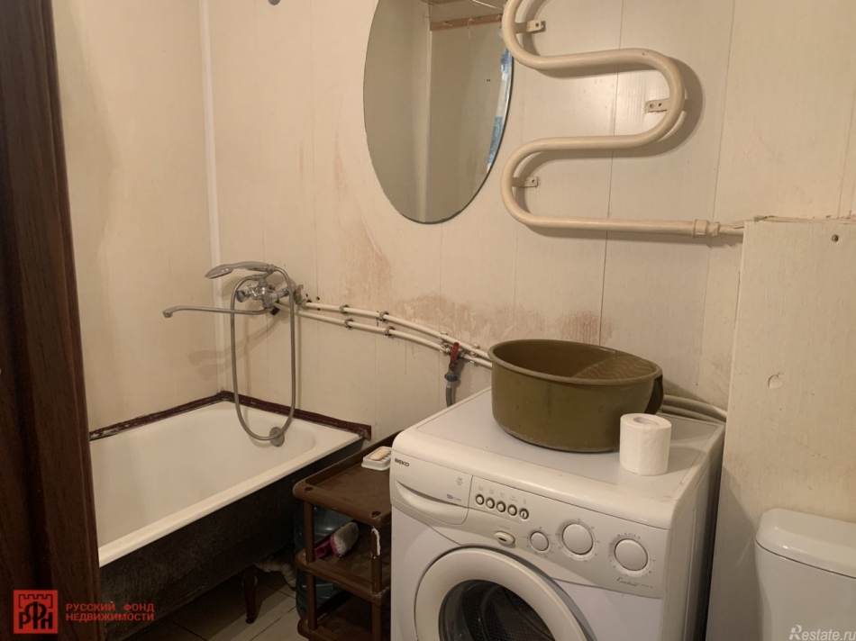 Продажа 3-комн квартиры на вторичном рынке Старая дер., Школьный пер.,  д. 14