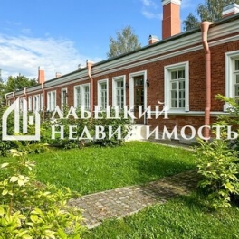 Продажа 3-комн квартиры на вторичном рынке Петергоф г, Конно-Гренадерская ул,  д. 13