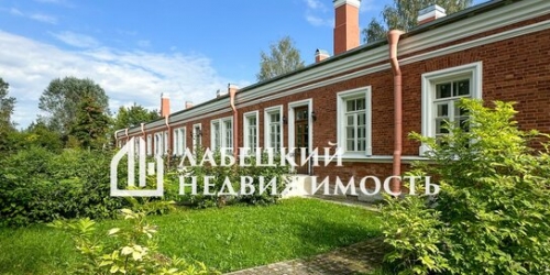 3-комн квартира Петергоф г, Конно-Гренадерская ул,  д. 13