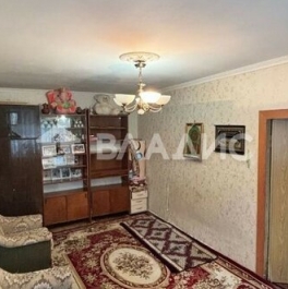 Продажа 2-комн квартиры на вторичном рынке Судостроительная улица,  д. 33