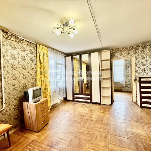 4-комн квартира ул Козлова, д 45 к 2