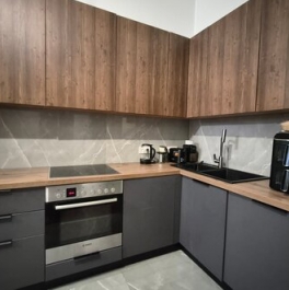 Продажа 2-комн квартиры на вторичном рынке Красногорск г, Ильинское-Усово п, Александра Невского пр-зд,  д. 8