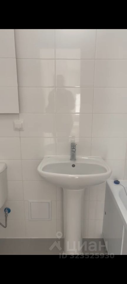 Продажа 2-комн квартиры на вторичном рынке улица Годовикова, 11А