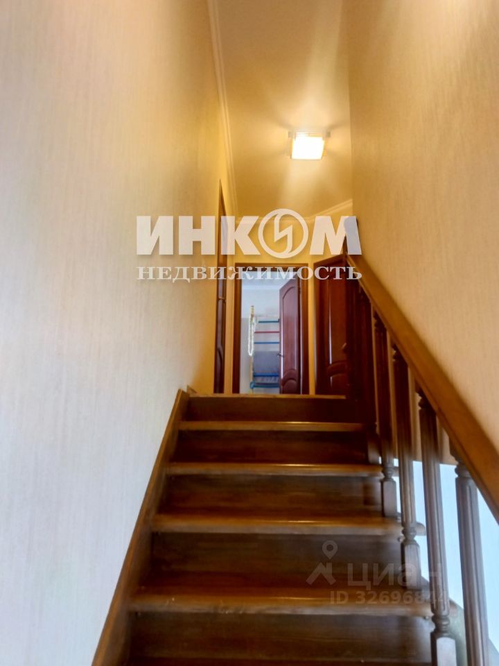 Продажа 3-комн квартиры на вторичном рынке Правдинский пгт, улица Чехова, 1
