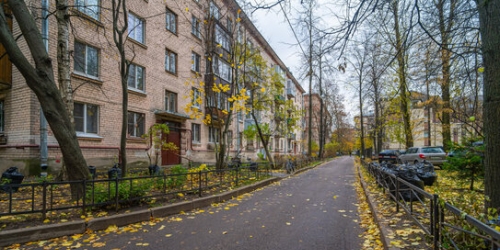 3-комн квартира улица Грибалёвой,  д. 8