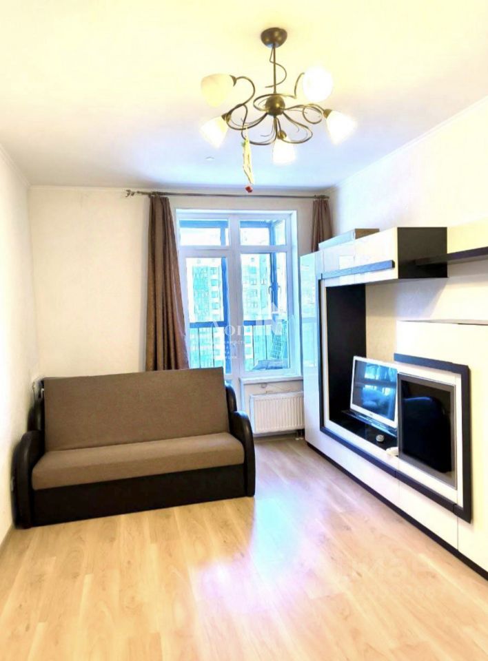 Продажа 1-комн квартиры на вторичном рынке улица Адмирала Черокова, 18к3