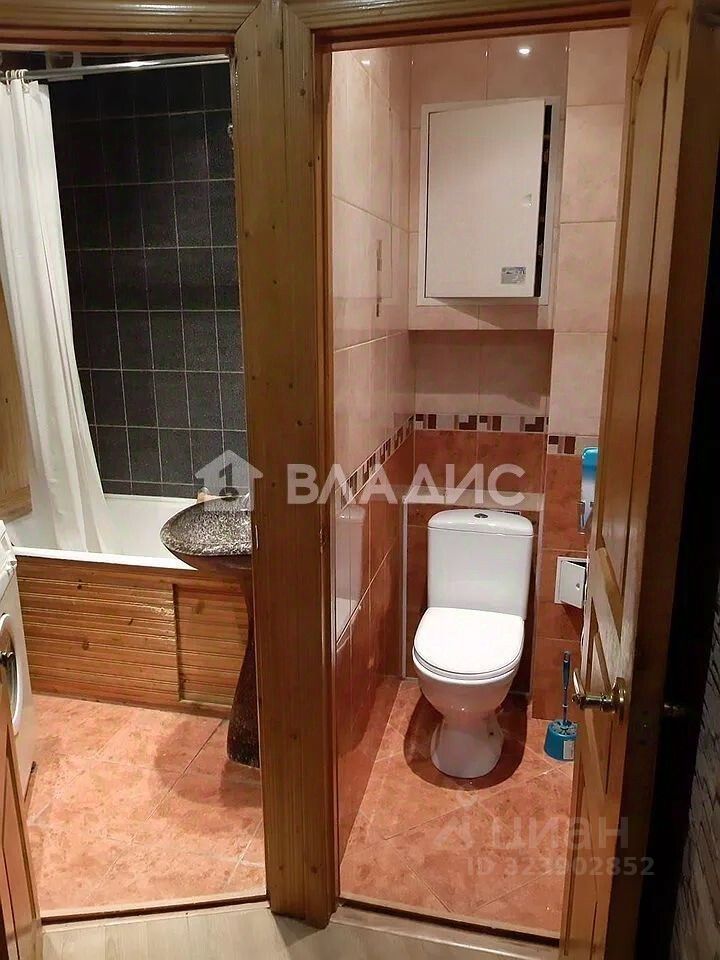 Продажа 2-комн квартиры на вторичном рынке Химки, улица Зои Космодемьянской, 5б