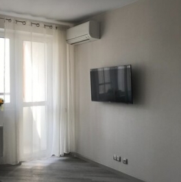 Продажа 2-комн квартиры на вторичном рынке Дегунинская улица,  д. 10 к1