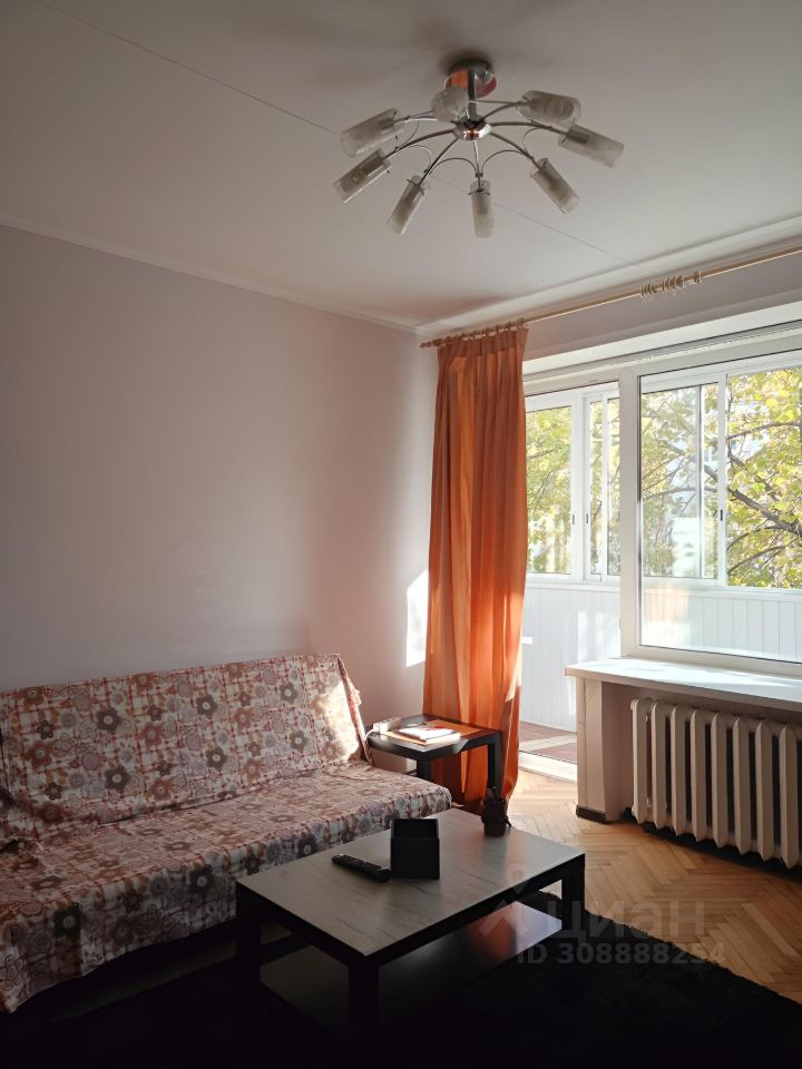 Аренда 1-комн квартиры на вторичном рынке Большая Бронная улица, 5