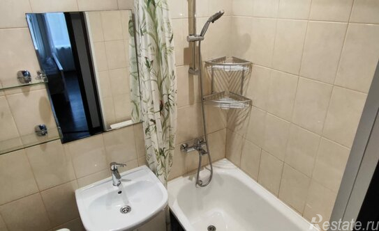 Продажа 1-комн квартиры на вторичном рынке Металлистов пр-кт,  д. 65