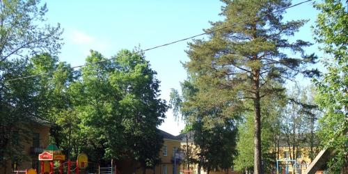 2-комн квартира Сланцы г, Жуковского ул ,  д. 7