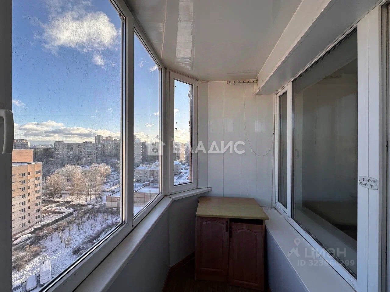 Продажа 1-комн квартиры на вторичном рынке Бухарестская улица, 118к3