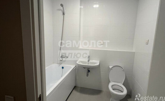 Продажа 1-комн квартиры на вторичном рынке Коробово, улица Авиаторов,  д. 7