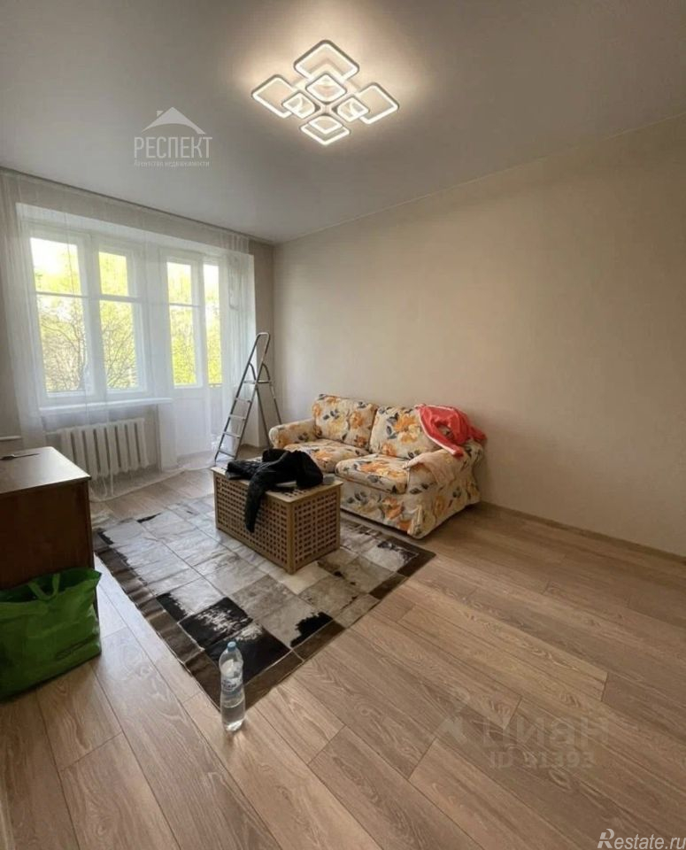 Продажа 1-комн квартиры на вторичном рынке Соколиной Горы 8-я ул,  д. 13