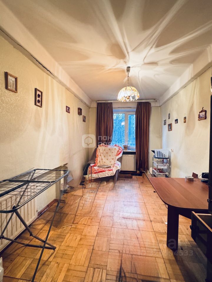 Продажа 4-комн квартиры на вторичном рынке проспект Сизова, 32К1
