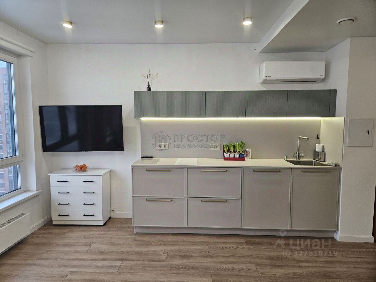 Продажа 2-комн квартиры на вторичном рынке улица Михайлова, 30Ак2