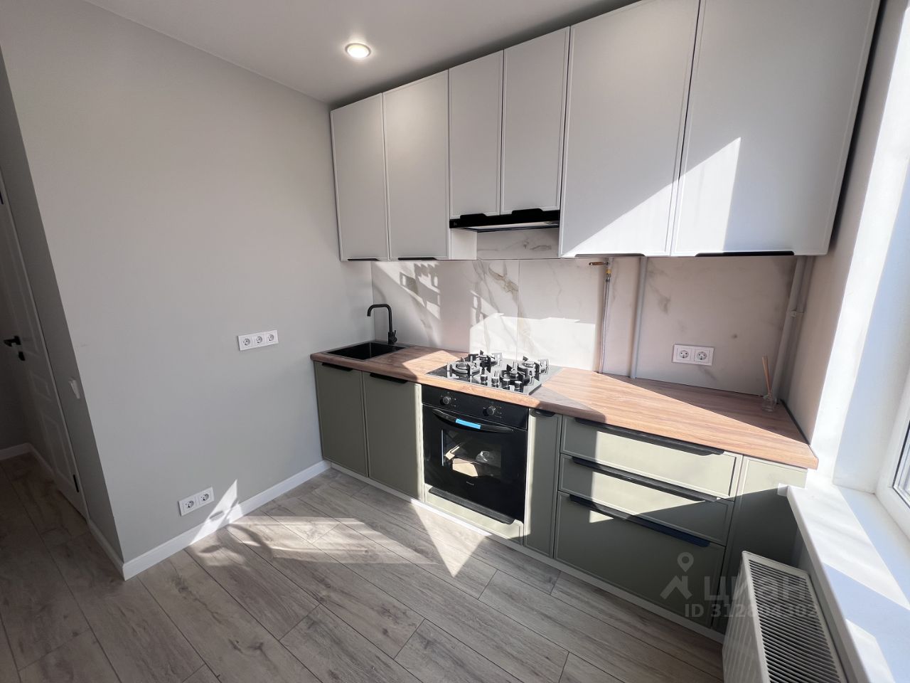 Продажа 2-комн квартиры на вторичном рынке Днепропетровская улица, 27к1