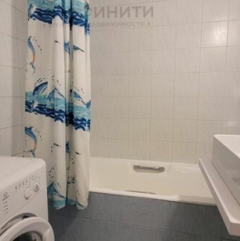 Продажа 2-комн квартиры на вторичном рынке улица Николая Химушина,  д. 23