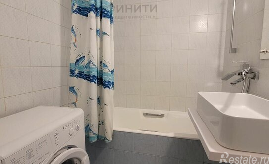 Продажа 2-комн квартиры на вторичном рынке улица Николая Химушина,  д. 23