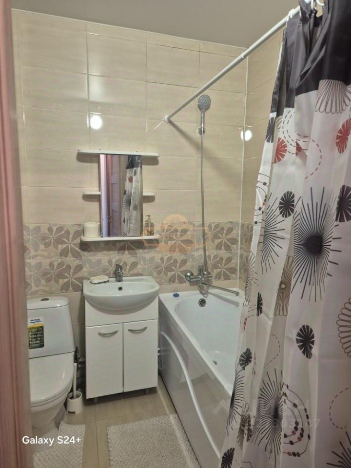 Аренда 1-комн квартиры на вторичном рынке проспект Ветеранов, 175к4