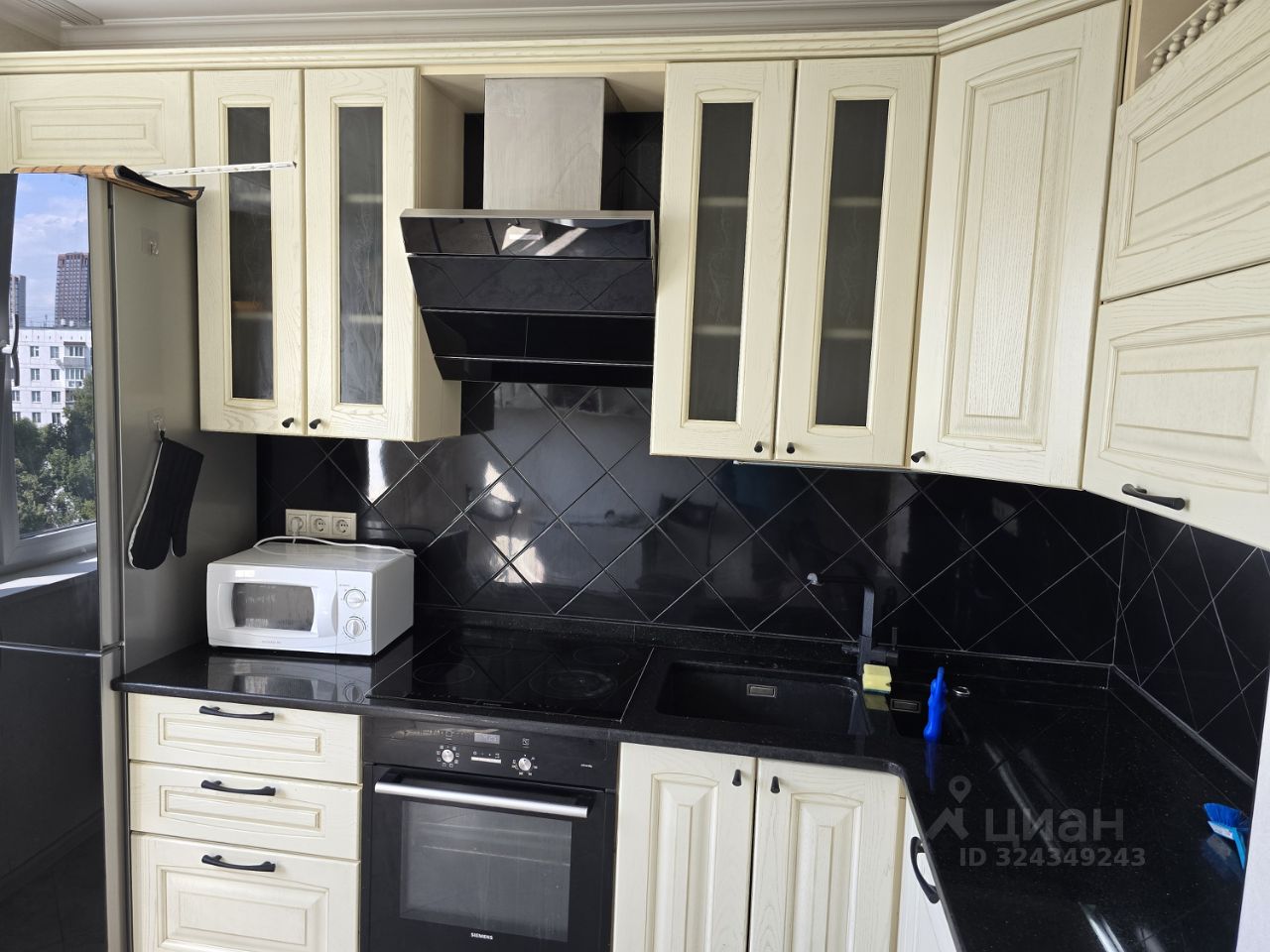 Продажа 2-комн квартиры на вторичном рынке Люсиновская улица, 43