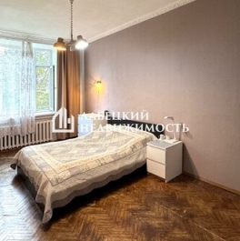 Продажа 3-комн квартиры на вторичном рынке Чернышевского пл,  д. 10