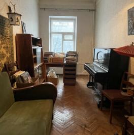 Продажа 3-комн квартиры на вторичном рынке улица Марата,  д. 4