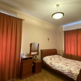 Продажа 2-комн квартиры на вторичном рынке улица Крылатские Холмы,  д. 15 к2