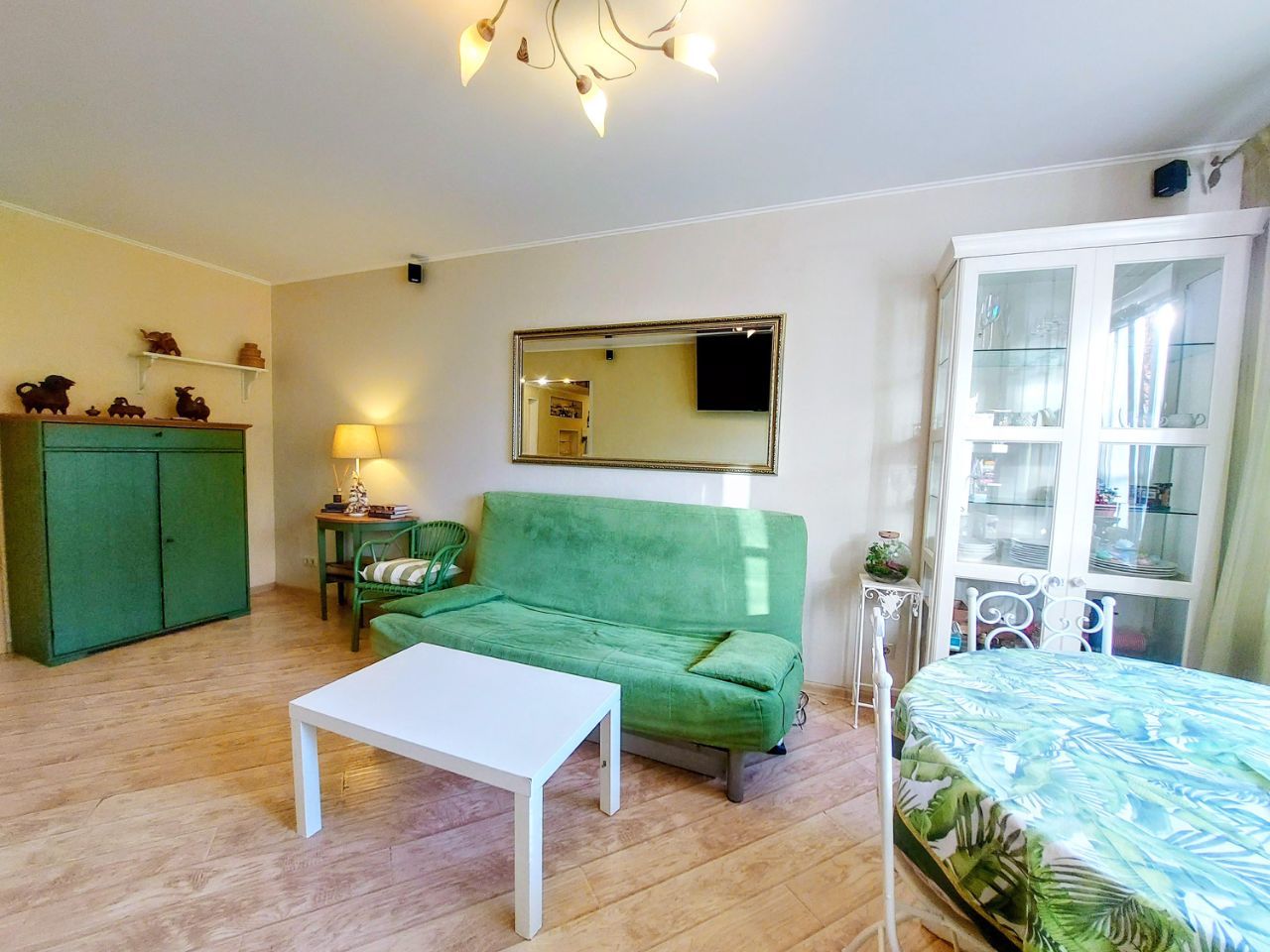 Продажа 3-комн квартиры на вторичном рынке Октябрьская улица, 91К1