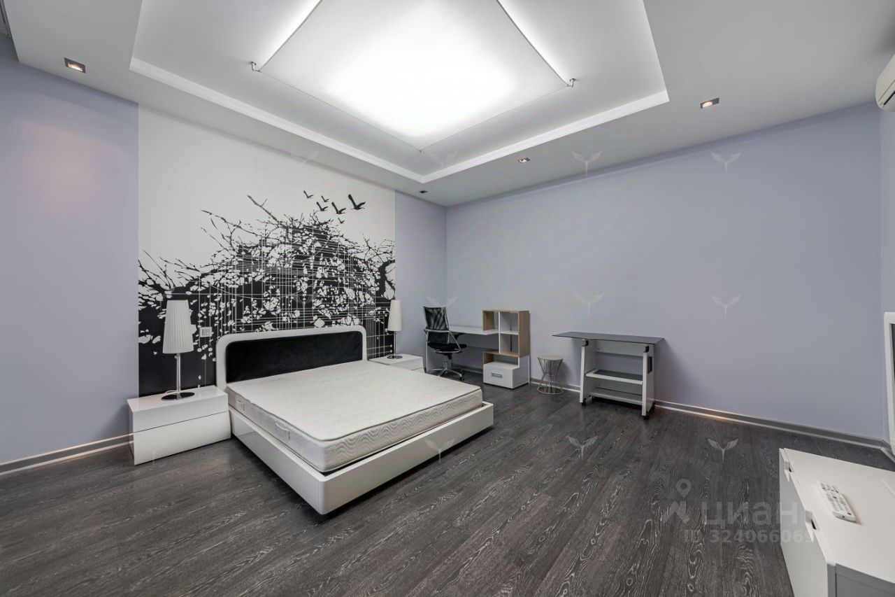 Продажа 3-комн квартиры на вторичном рынке Чапаевский переулок, 3