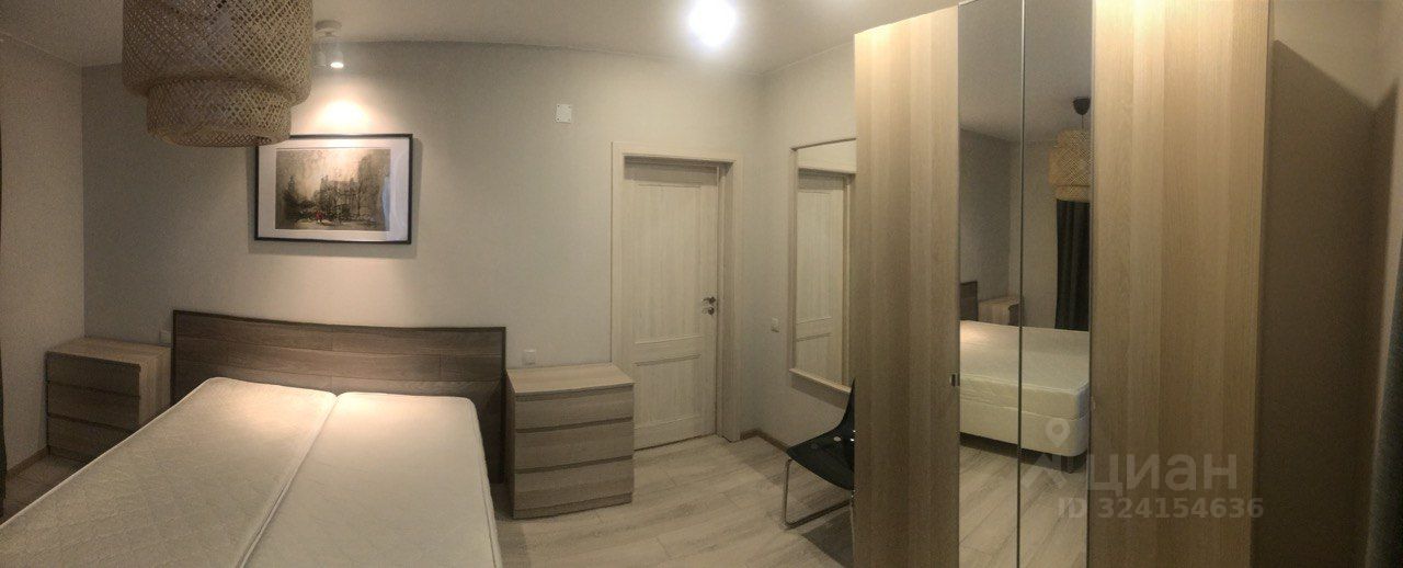 Продажа 3-комн квартиры на вторичном рынке Смоленская улица, 18