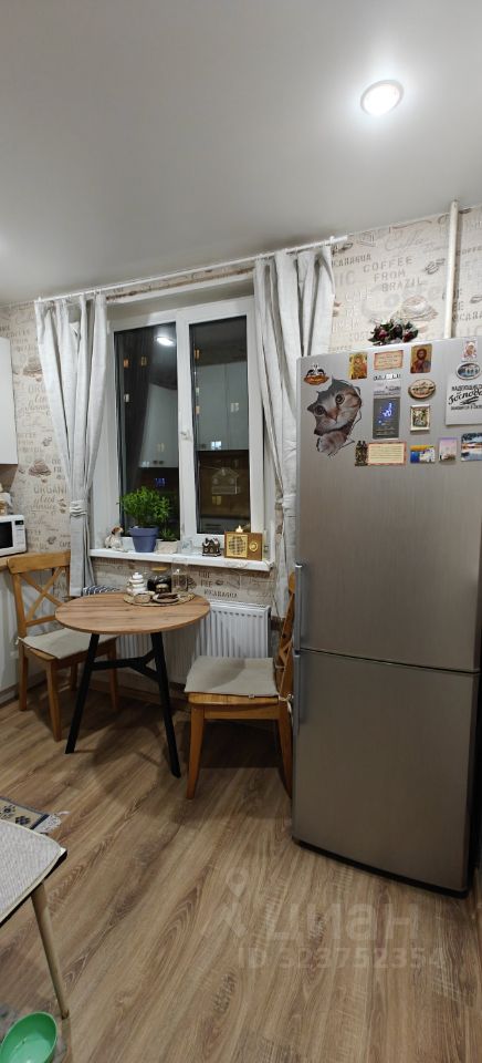 Продажа 1-комн квартиры на вторичном рынке Искровский проспект, 15К1