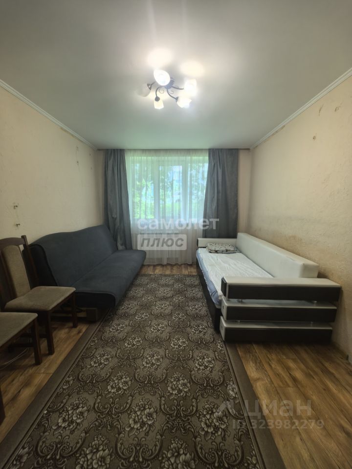 Аренда 1-комн квартиры на вторичном рынке Имени А.М. Маркова мкр,  д. 33