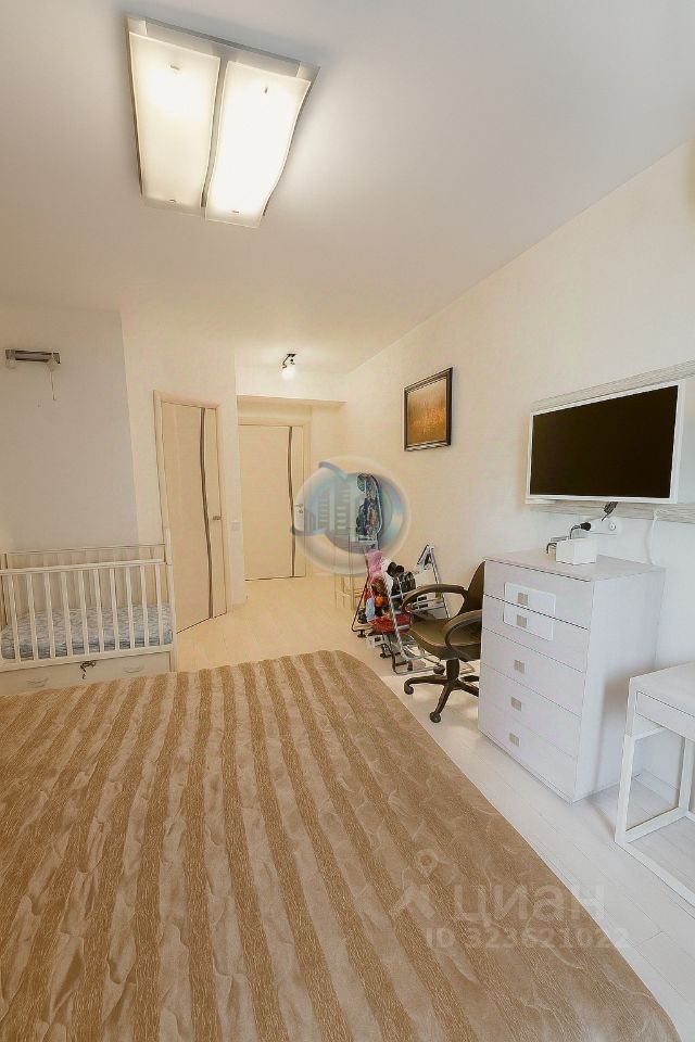 Продажа 3-комн квартиры на вторичном рынке улица Шаболовка, 50