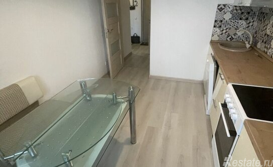 Продажа 1-комн квартиры на вторичном рынке Новогорелово, б-р Десантника Вадима Чугунова,  д. 8,  к. 2