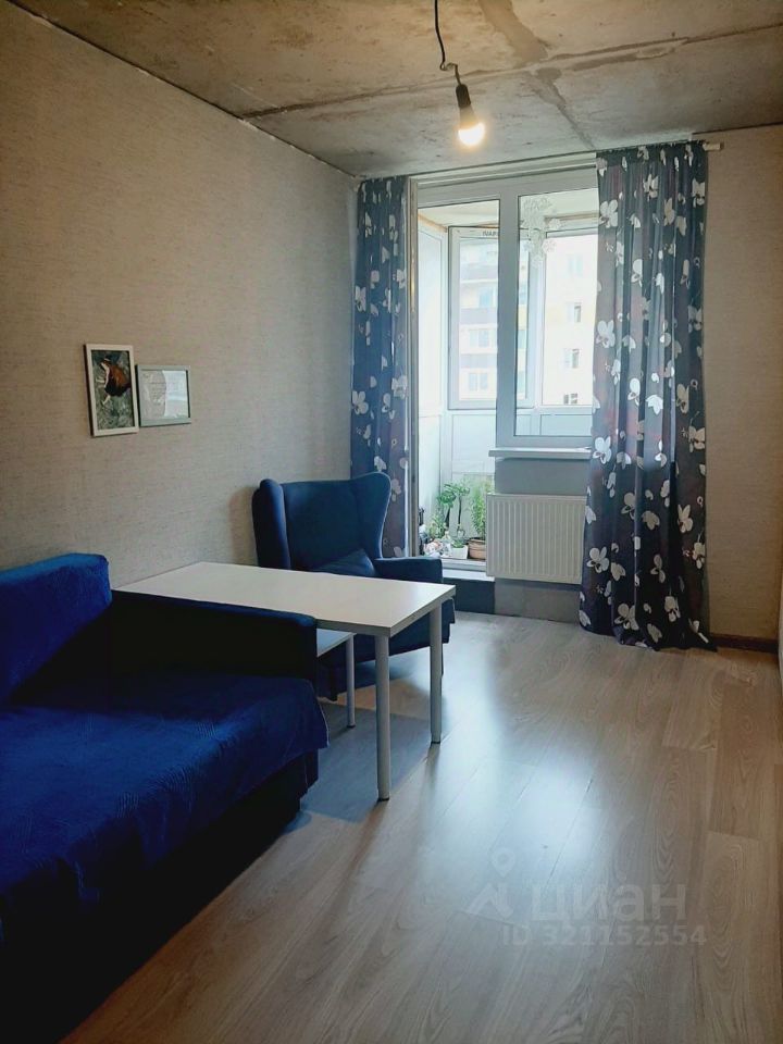 Продажа 2-комн квартиры на вторичном рынке Имени Свердлова пгт, проезд Западный, 11Ак2