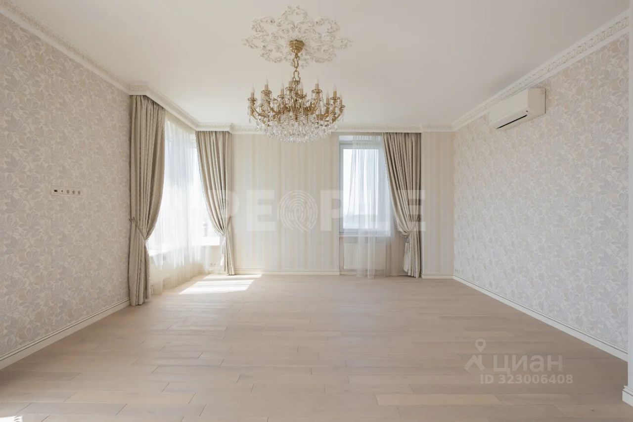 Продажа 3-комн квартиры на вторичном рынке Минская улица, 2