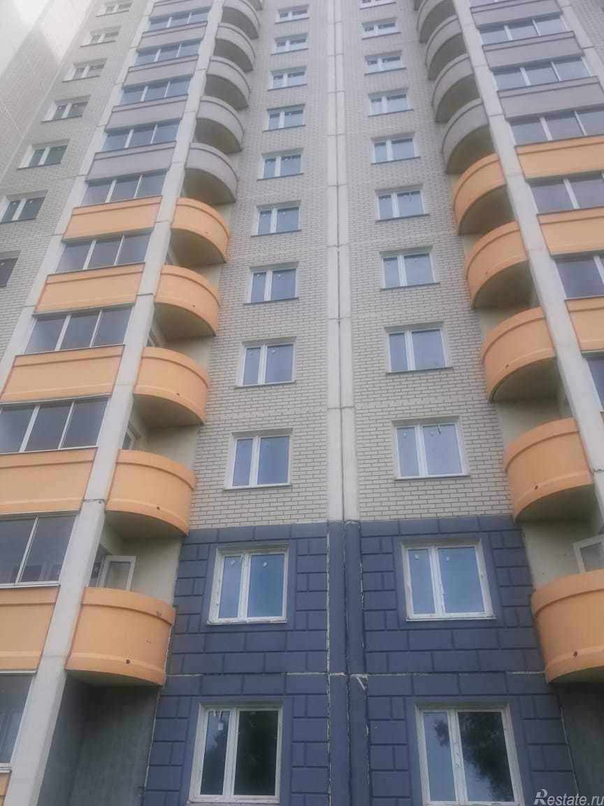 Продажа 3-комн квартиры на вторичном рынке рабочий поселок Пролетарский, Центральная улица,  д. 33