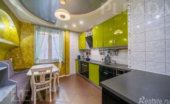 Продажа 3-комн квартиры на вторичном рынке Предпортовый 5-й проезд,  д. 12,  к. 2