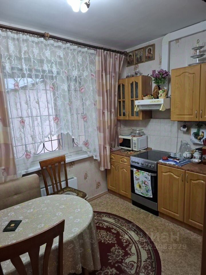 Продажа 2-комн квартиры на вторичном рынке Центральный мкр, проезд Кутузовский, 20к1