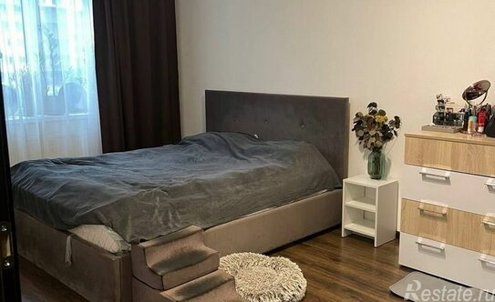 Продажа 1-комн квартиры на вторичном рынке Будапештская улица,  д. 5 к2