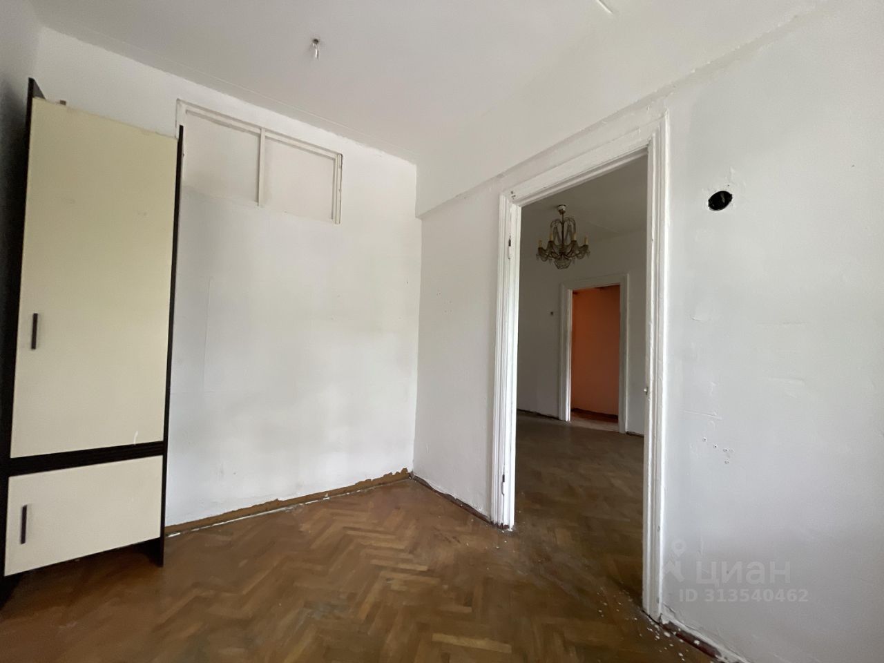 Продажа 2-комн квартиры на вторичном рынке Ярославская улица, 5