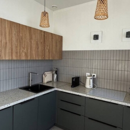 Продажа 2-комн квартиры на вторичном рынке Красноказарменная улица,  д. 14А к6