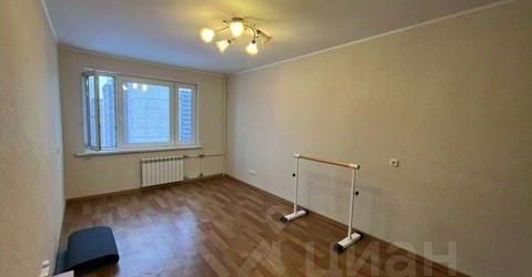 3-комн квартира проспект Королева, 46К3