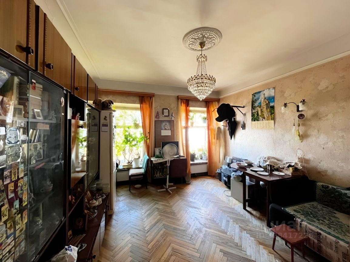 Продажа 3-комн квартиры на вторичном рынке Московский пр-кт,  д. 7Б