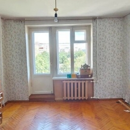 Продажа 2-комн квартиры на вторичном рынке Нарвская улица,  д. 4 к1